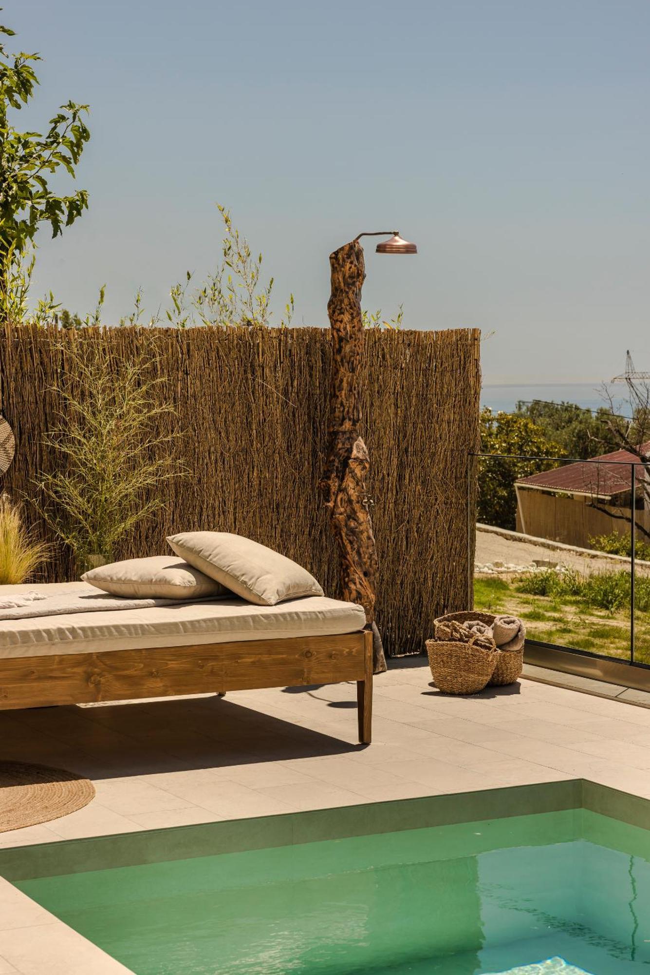 Hilaritas Luxury Suites Sea View, Private Pool & Jacuzzi Paradise Ratzaklion Экстерьер фото